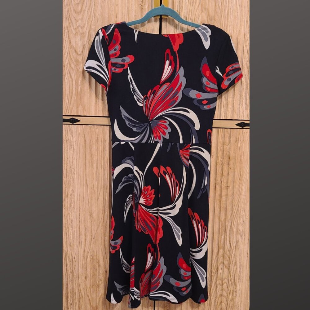 Perceptions New York Dress | Size 10 | Bold Floral Belted Style - Picture 6 of 11
